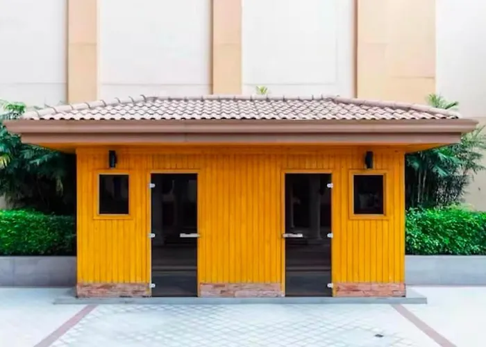 Hotel Classy Venice In St Venice Mall Near Bgc, Pet Friendly, Swimming Pool, Balcony Manila